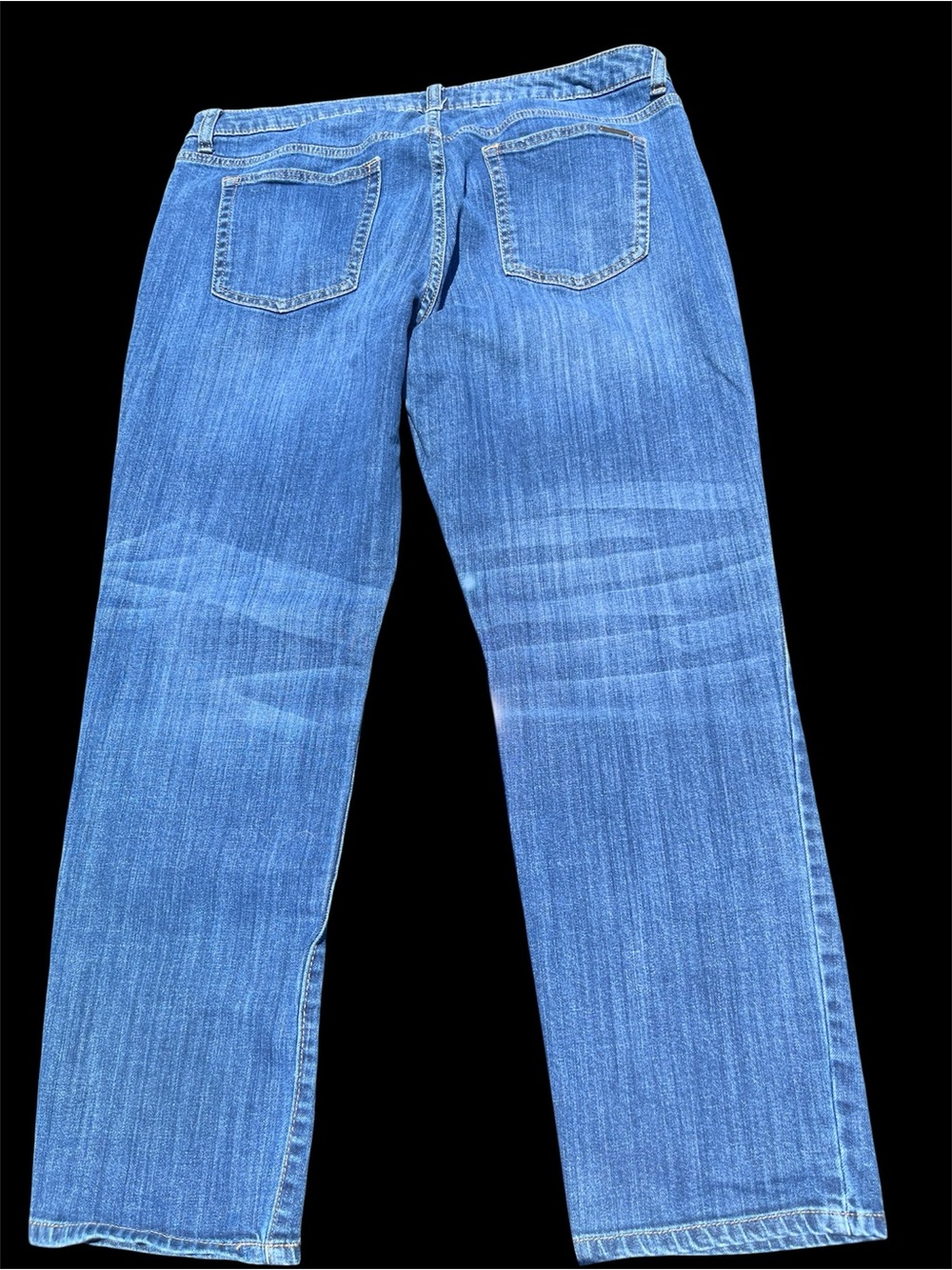 Jennifer Lopez Women's Straight-Leg Jeans in Medium Blue Denim